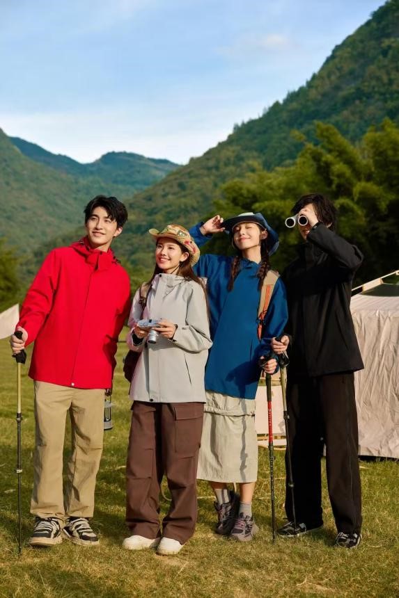 長沙炭河服飾有限公司,長沙西服定制公司,工作服定制,沖鋒衣定制,T恤定制 長沙炭河服飾有限公司,長沙西服定制公司,工作服定制,沖鋒衣定制,T恤定制