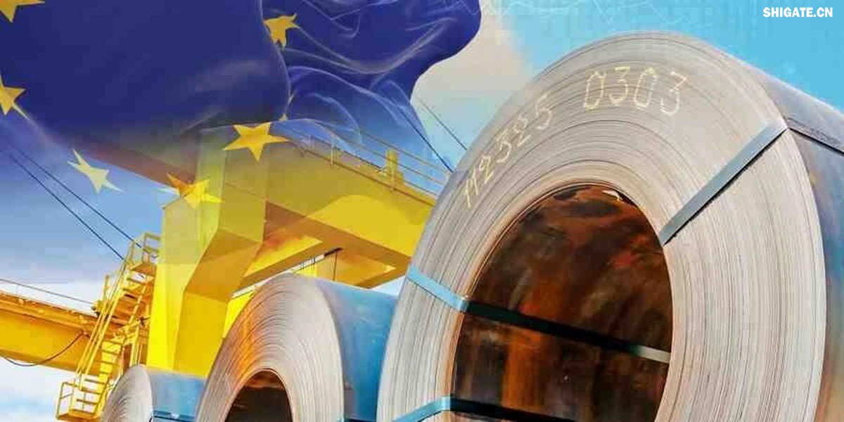 你聽說過歐洲"鋼鐵心臟"萎縮的消息嗎？為什么曾經(jīng)強大的歐盟鋼鐵產(chǎn)業(yè)如今正在迅速崩塌？特朗普政府重啟的25%鋼鐵關(guān)稅究竟給歐洲造成了多大沖擊？在全球貿(mào)易保護主義重燃的今天，歐盟的慘痛教訓(xùn)對中國有何警示意義？數(shù)據(jù)顯示，2025年一季度，歐盟對美鋼鐵出口同比驟降42%，損失約150萬噸訂單和45億歐元收入。與此同時，中國鋼鐵卻逆勢增長，2024年出口量突破1.11億噸，創(chuàng)下8年來新高。這背后有哪些產(chǎn)業(yè)鏈布局的深層差異？中國又該如何從歐盟的失敗中吸取經(jīng)驗，打贏未來全球貿(mào)易的三大突圍戰(zhàn)？